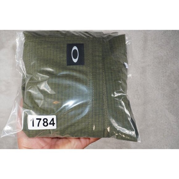 Oakley Men’s Hybrid Shorts Size 36 Green Performance Boardshorts - Picture 12 of 12